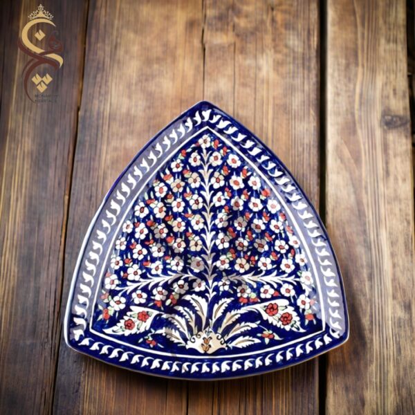 platter-bluepottery-monarchheritage-triangle